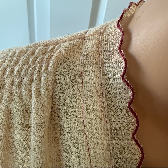 VINTAGE adorable cream midi dress with red piping and belt S M pleated V neck - Picture 11 of 14